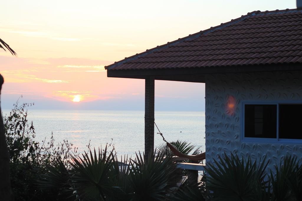 Mountain Reef Beach Resort Ko Tao Exterior foto